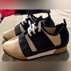 Carolina Herrera Multicolor Fabric Leather and Suede Low Top Sneakers Sz 36